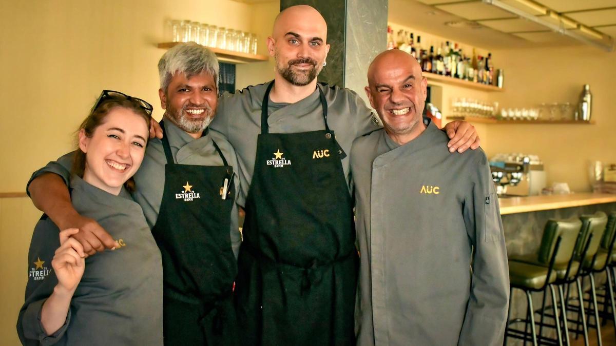 Mónica Gilède, Santhosh Kandan, Eloy Bayarri y Joan Martínez, en Aüc.