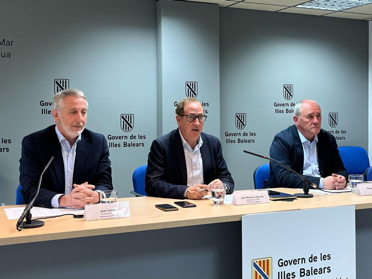 Calafat, Lafuente y Moles durante la rueda de prensa.