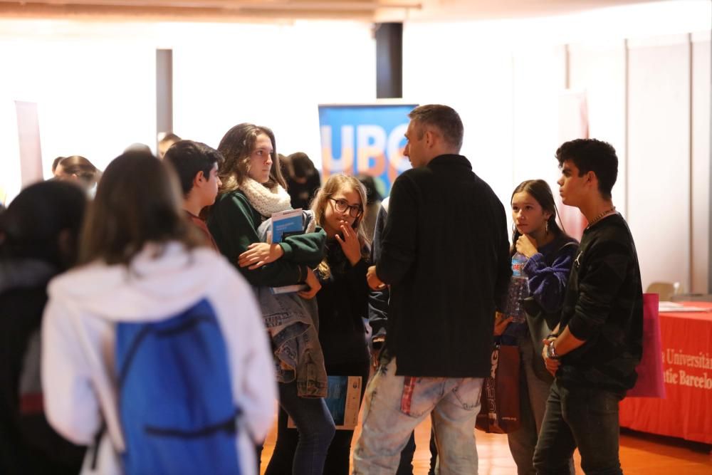 Más de mil estudiantes asisten al University Day, que reúne a 27 universidades y escuelas españolas