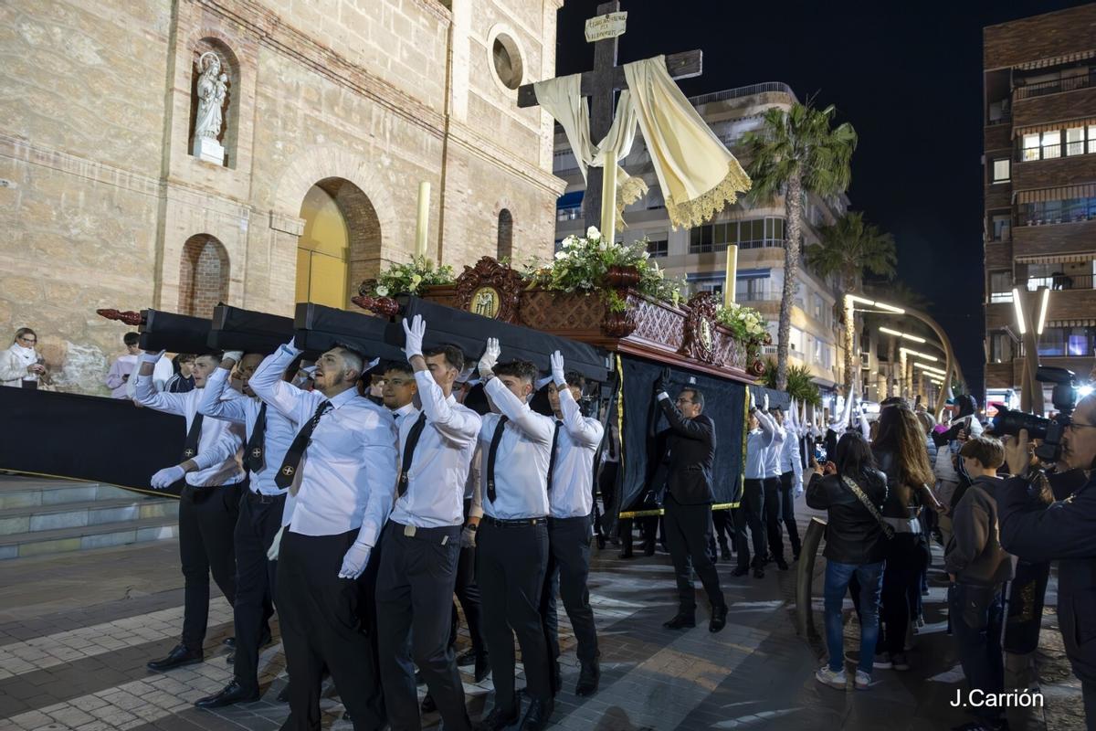 Aquí están las imágenes de la procesión de Lunes Santo de Torrevieja 2026 con sus seis cofradías Aquí están las imágenes de la procesión de Lunes Santo de Torrevieja 2026 con sus seis cofradías