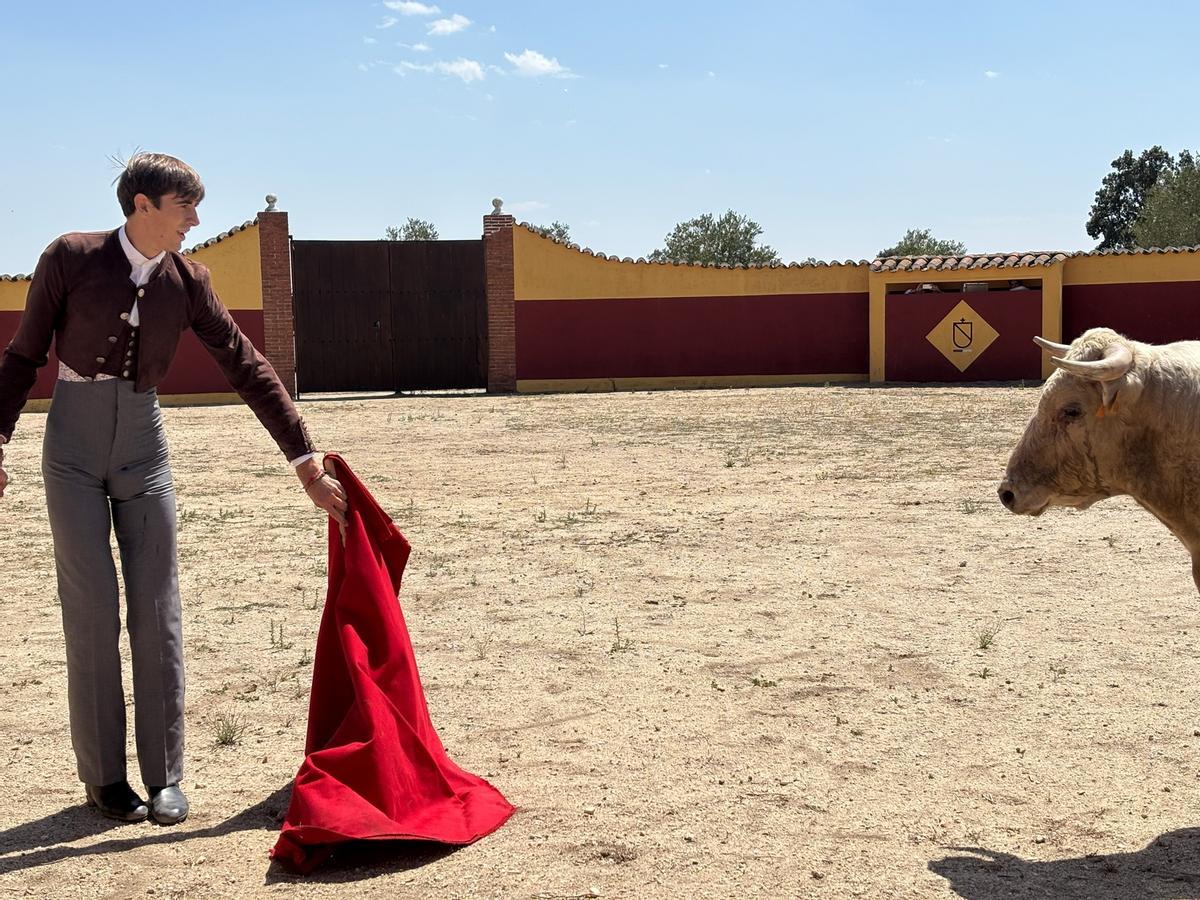 GALERÍA | Fiesta campera con el novillero Pepe Luis Cirugeda en "Toros Villalpando"