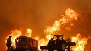 Evacuades unes 1.400 persones per un incendi forestal al sud-oest de Portugal