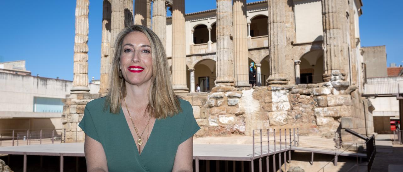 María Guardiola en el Templo de Diana.