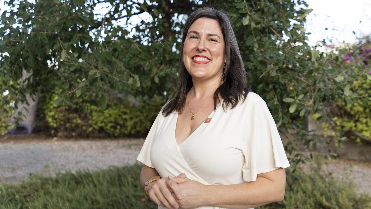 El relevo busca también dar mayor visibilidad a Sara Folch de cara a la construcción de la alternativa valencianista para las elecciones municipales de 2027.