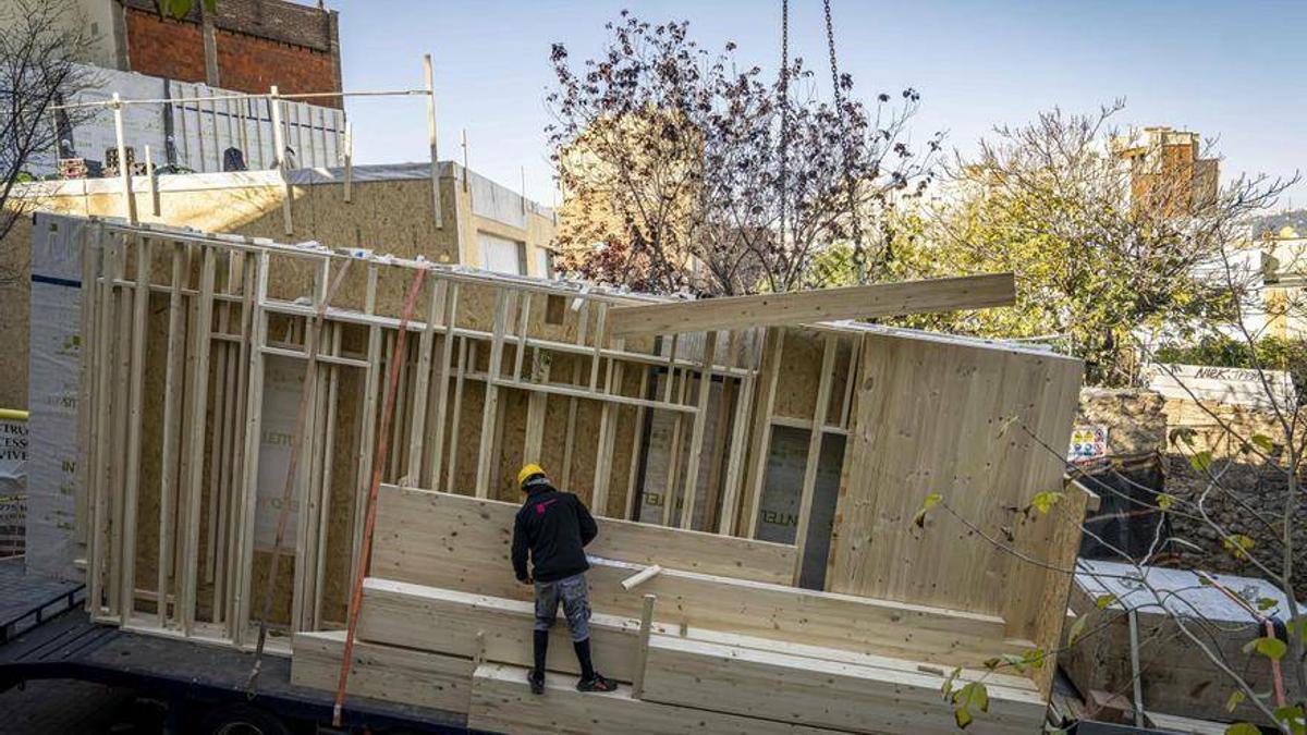 La construcció d'una casa de fusta a Barcelona a àrrec d'Arquima