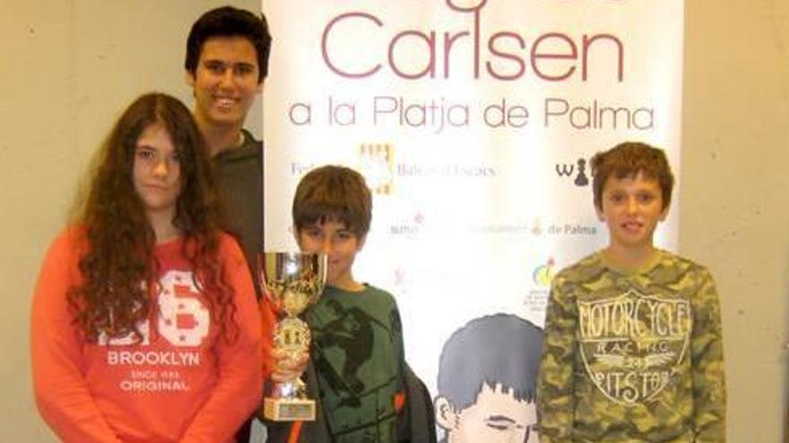 Cisneros gana el Master escolar