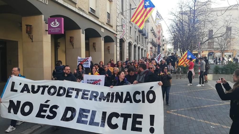 Vaga 21F: Concentració i tractorada a Figueres