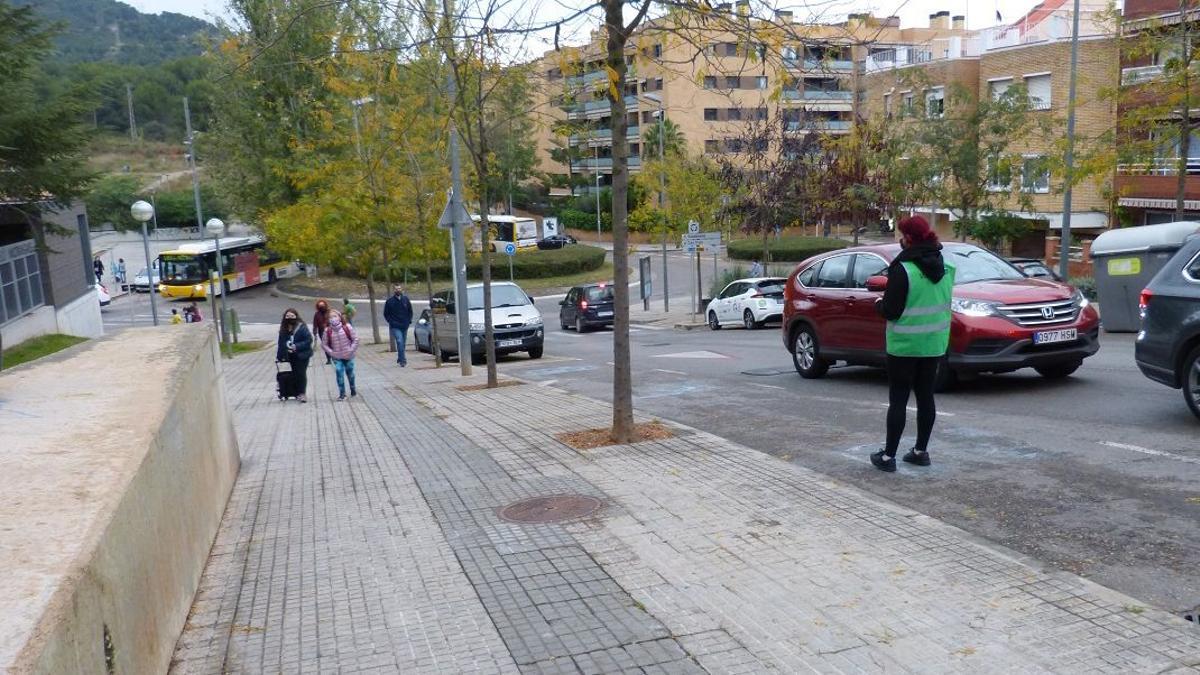 Detingut a Gavà un jove lladre multireincident per 10 robatoris nocturns Detingut a Gavà un jove lladre multireincident per 10 robatoris nocturns
