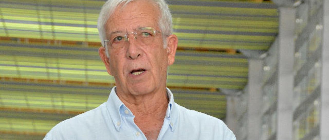 Felipe Bermúdez, ayer, en el Aeropuerto de Gran Canaria.