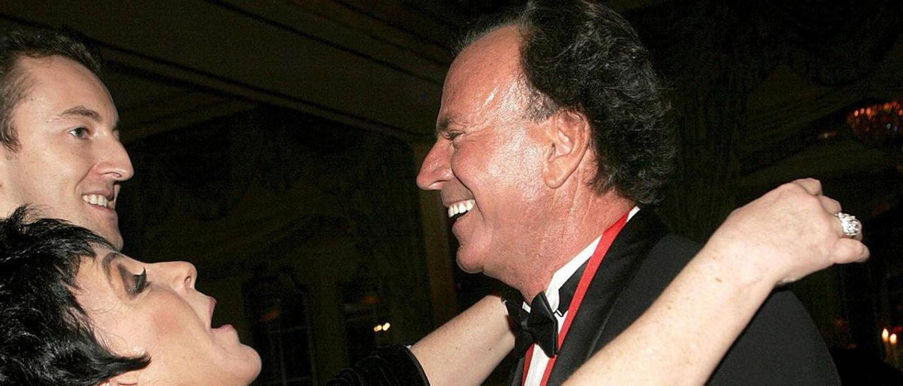 Julio Iglesias, con Liza Minelli en 2005