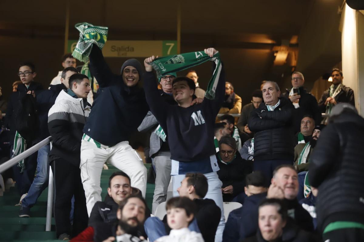 Córdoba CF-Málaga | Las imágenes de la afición en El Arcángel