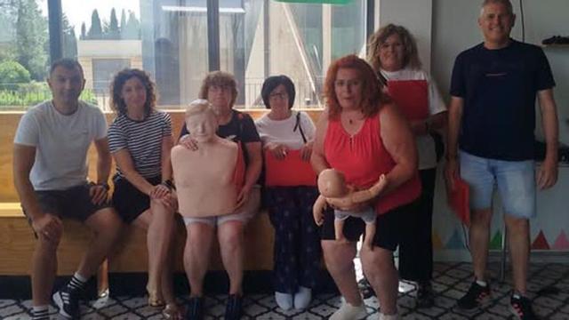 Ocho vecinos participaron en esta actividad.  | SERVICIO ESPECIAL