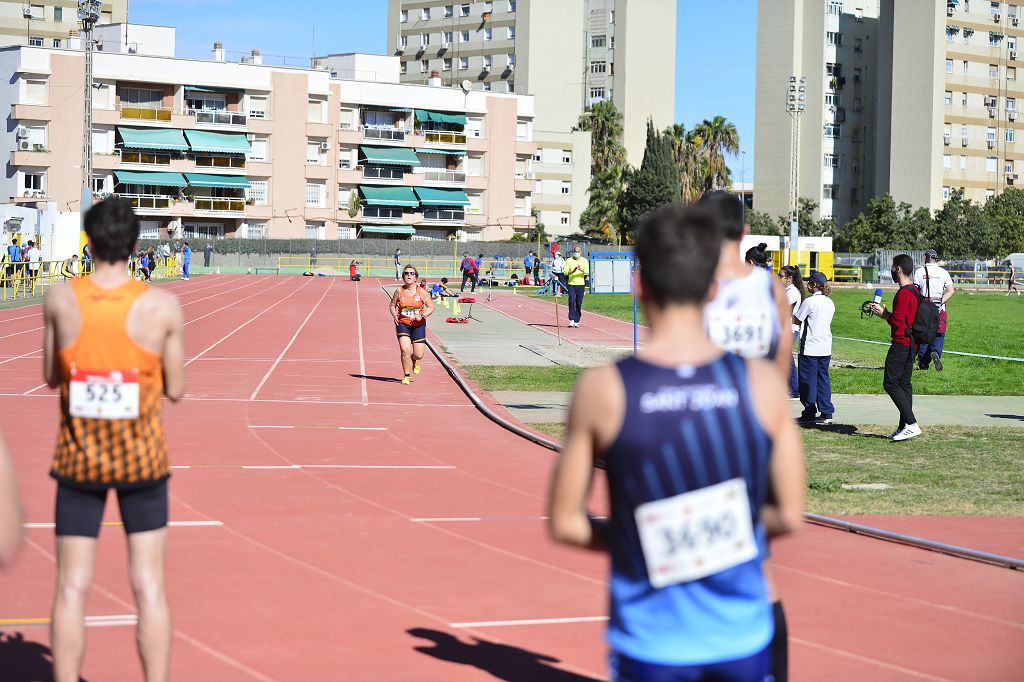 Atletismo nacional Máster sábado en la pista de Atletismo de Cartagena