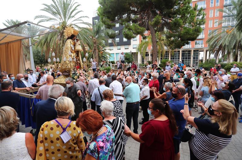 La Virgen vuelve a procesionar con público