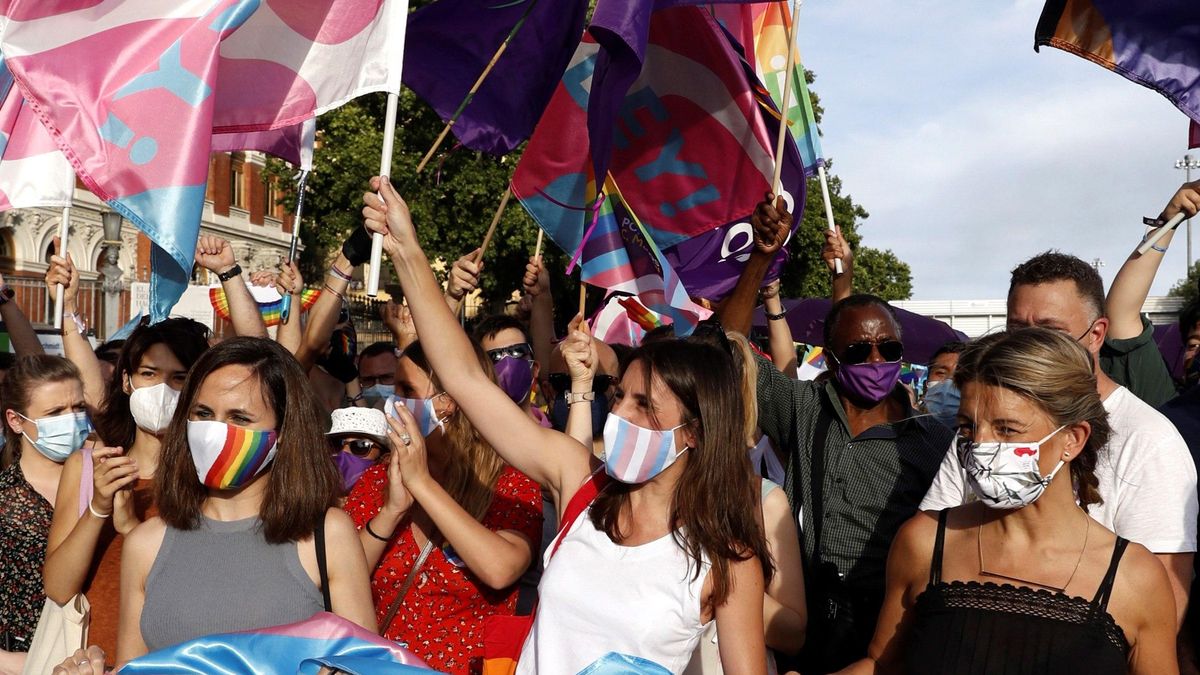 Ione Belarra, Irene Montero y Yolanda Díaz.