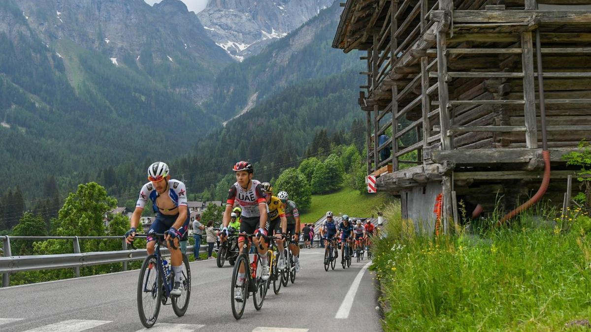 Ciclistas en el Giro de Italia de 2022.