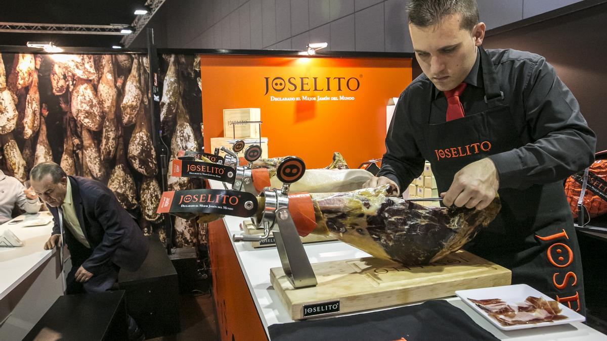 Expositor de jamones Joselito en una de las últimas ediciones de la feria Alimentaria de Barcelona