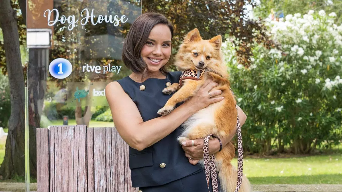 La 1 pone fecha de estreno a 'Dog House', el nuevo programa de Chenoa sobre adopción de perros