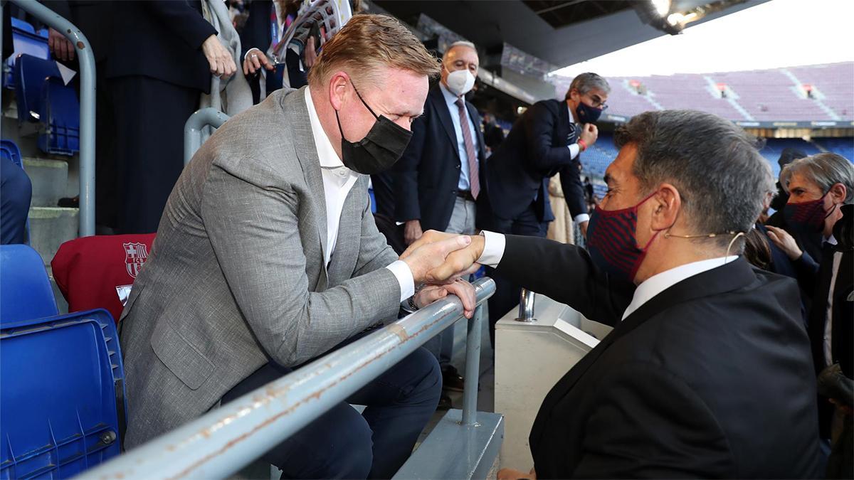 Koeman no quiere que nada rompa la armonía del vestuario