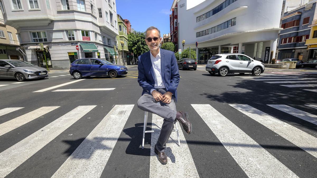 Marcial Morales, en el paseo de Tomás Morales, en Las Palmas de Gran Canaria.