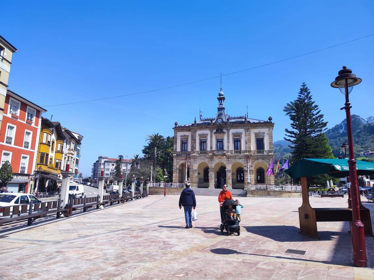 Plaza del Ayuntamiento de Villaviciosa.