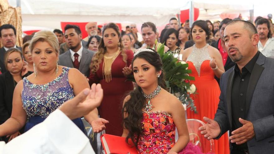 Miles de asistentes y un muerto en una fiesta de quinceañera que se volvió viral