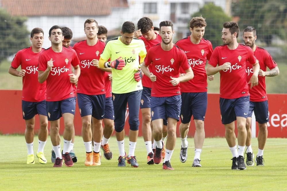 El Sporting presenta a Amorebieta