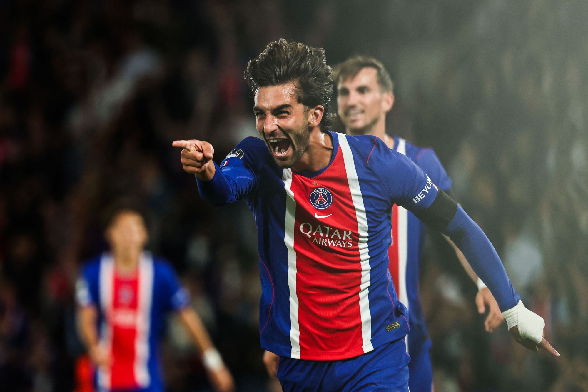 Ferran Torres firma un 'hat trick' y Dembélé un doblete en el demoledor estreno del PSG en la Champions