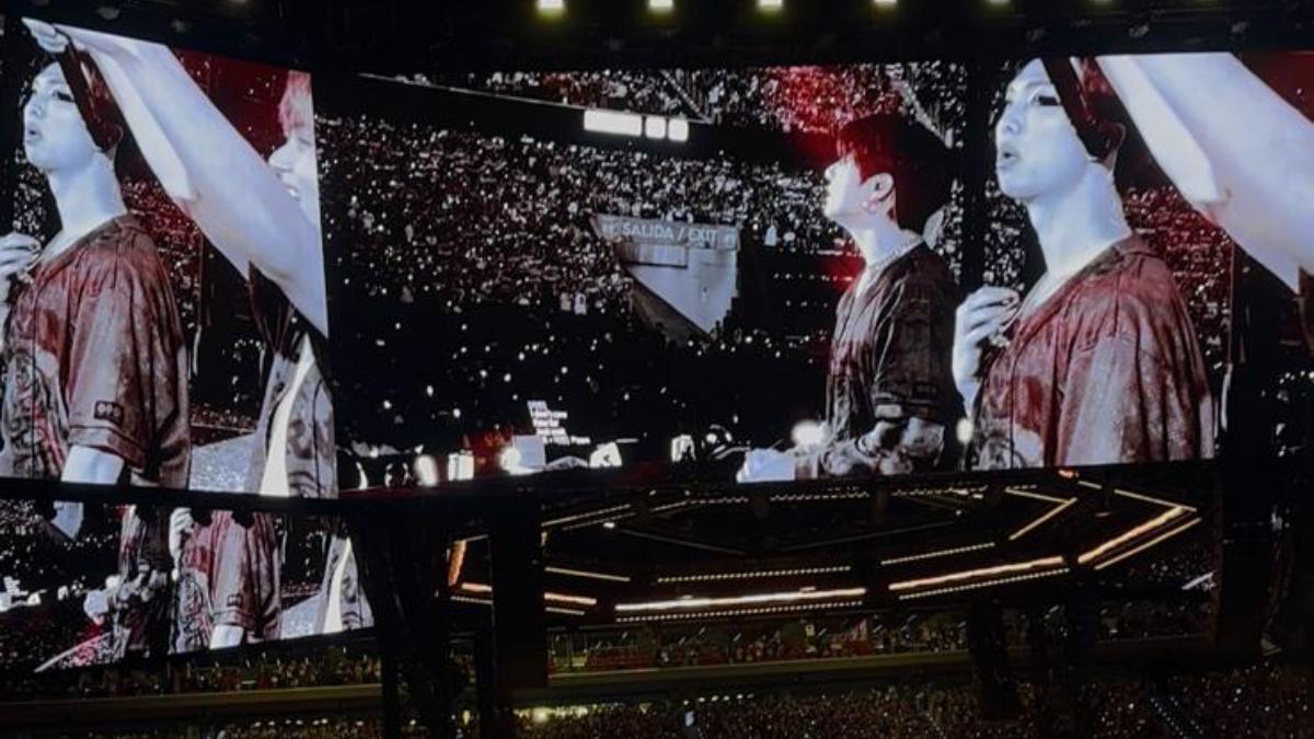 Los integrantes de BTS recorren el escenario 360 grados del Metropolitano ante un público entregado.