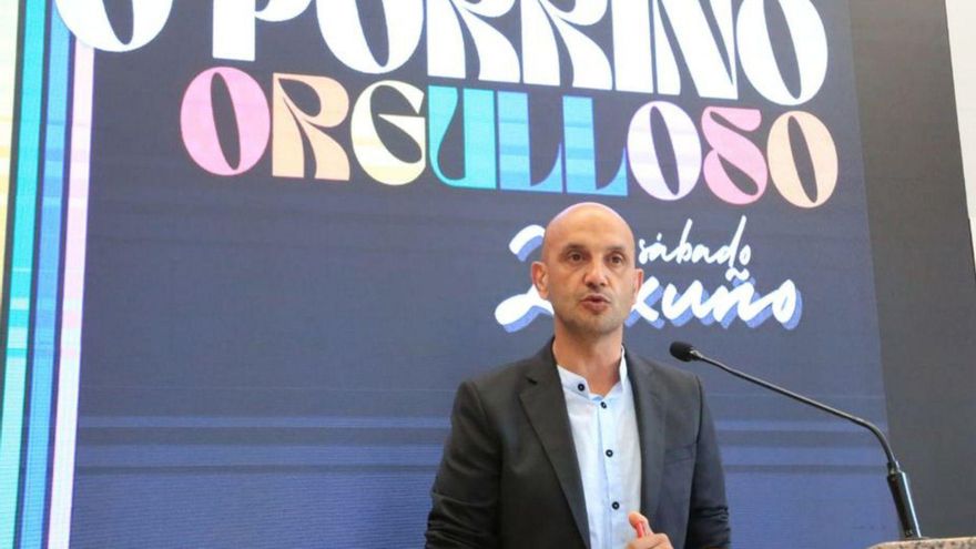 A. Lorenzo na presentación de O Porriño Orgulloso. | // D.P.