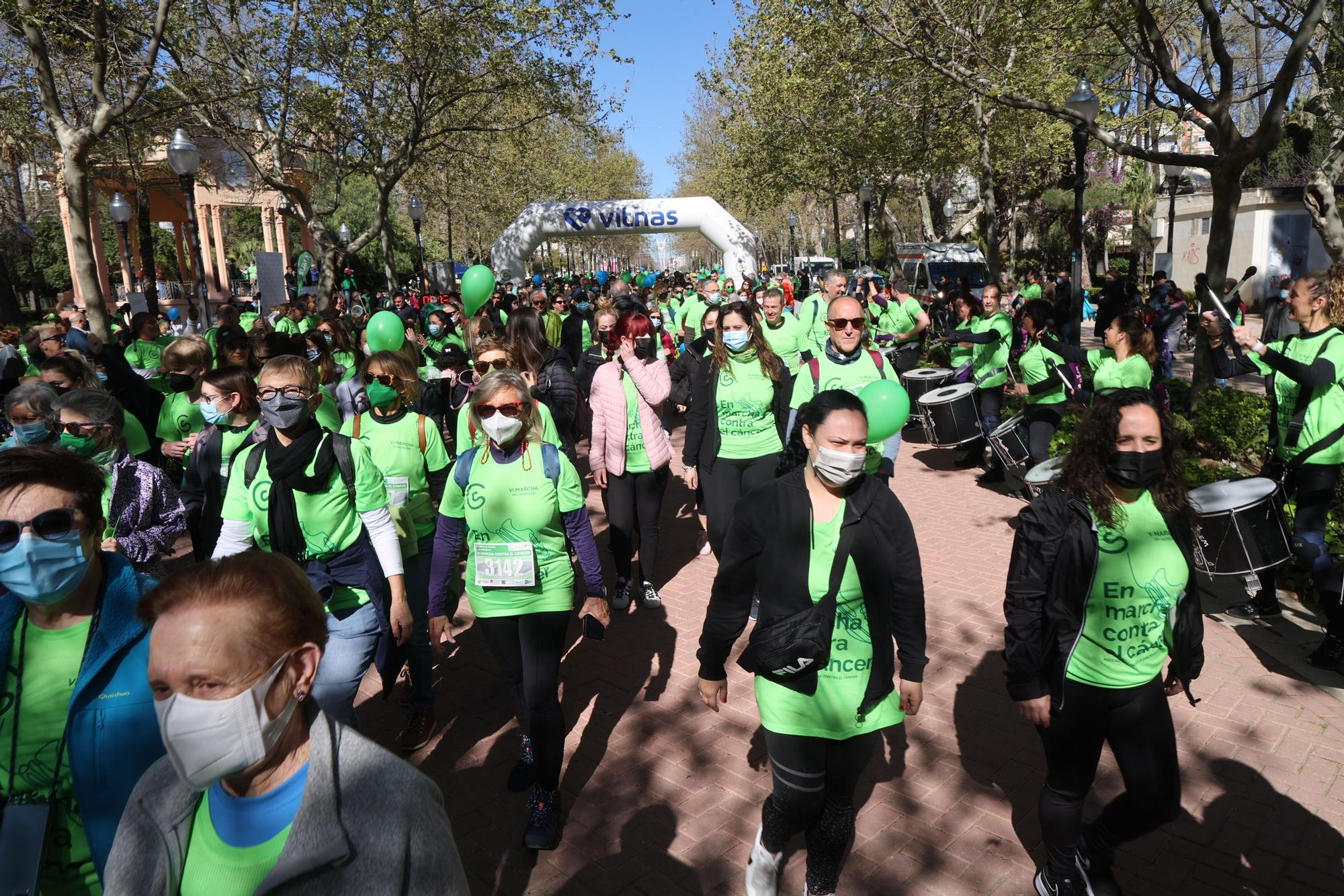 Búscate en la marcha verde contra el cáncer de Castellón