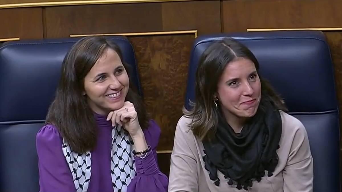 La reacción de Ione Belarra e Irene Montero, ministras en funciones.
