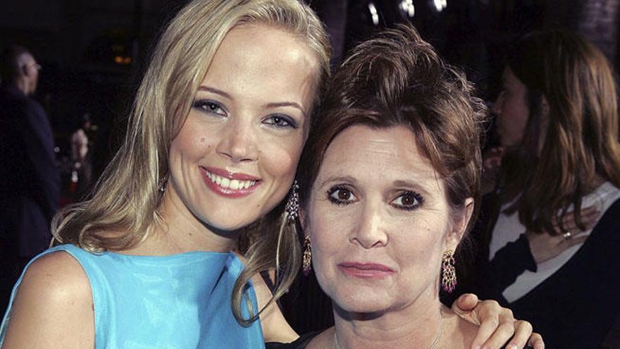 Carrie Fisher con la actriz Pell James.