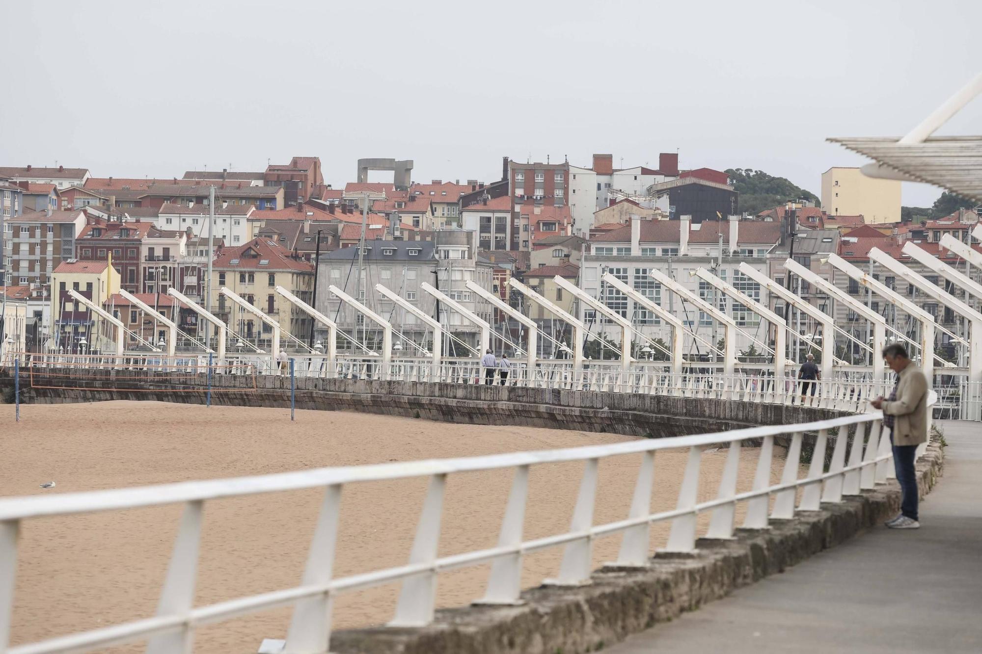 Del pasado al presente: una vista al Oeste de Gijón en imágenes