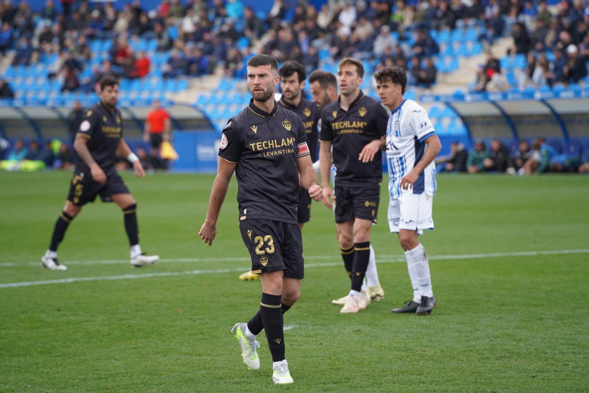 Calavera, en el campo del Atlético Baleares.