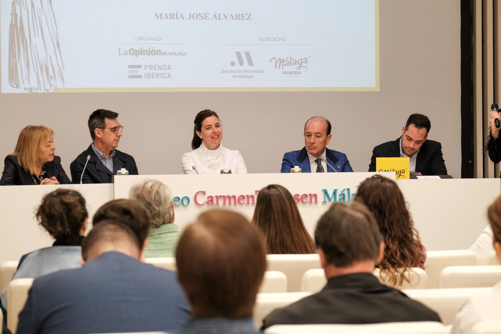 La moda malagueña se reúne en el evento 'Málaga se viste de cine'