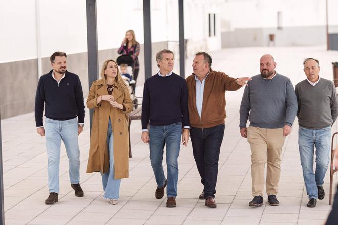 FOTOGALERÍA | El acto de Feijóo y Guardiola en Lobón, en imágenes