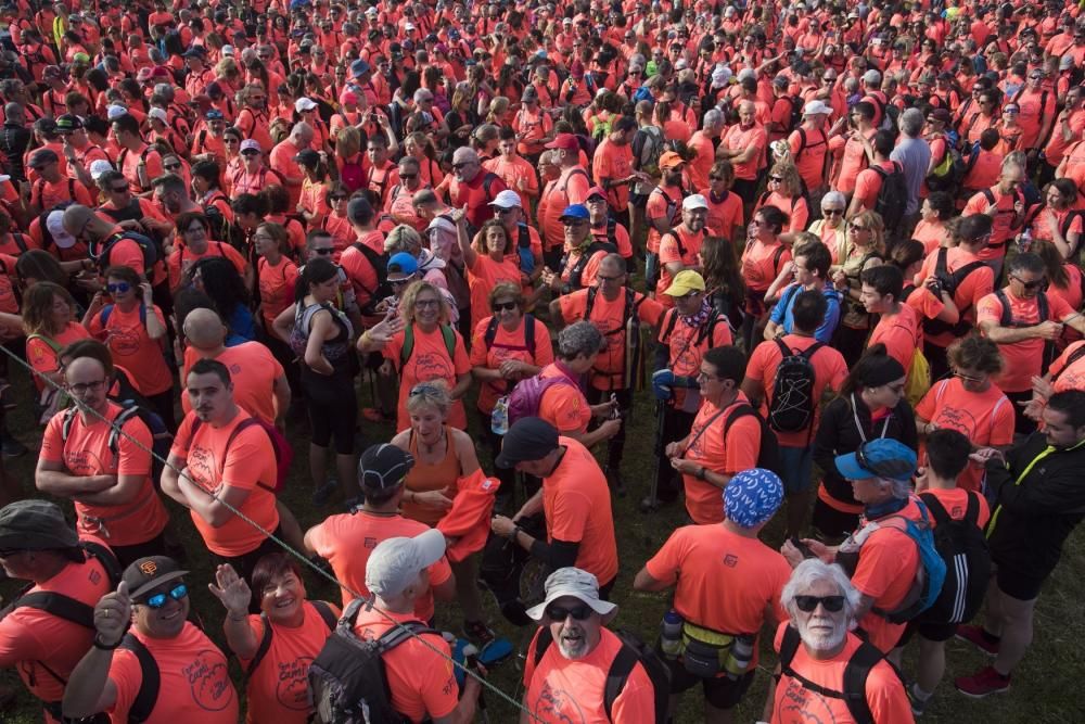 Més de dues mil persones participen a la caminada