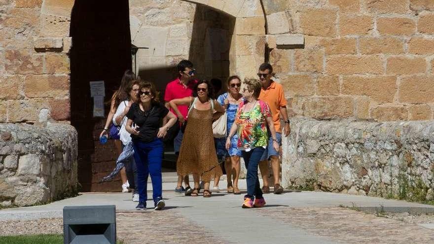Turistas en Zamora en una imagen de archivo.