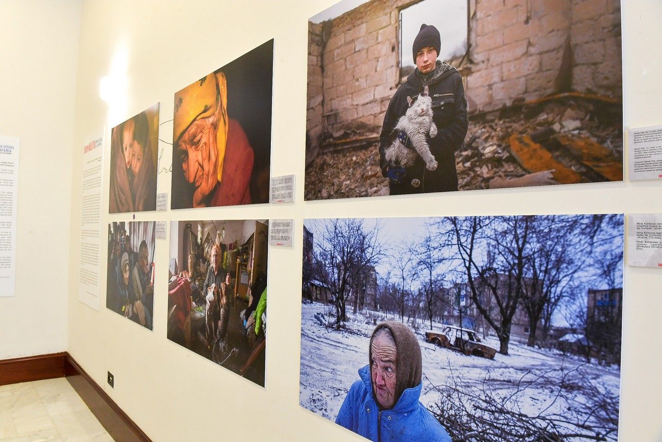 Exposición 'Crónica visual de la infamia' del fotoperiodista ucraniano Evgeniy Maloletka