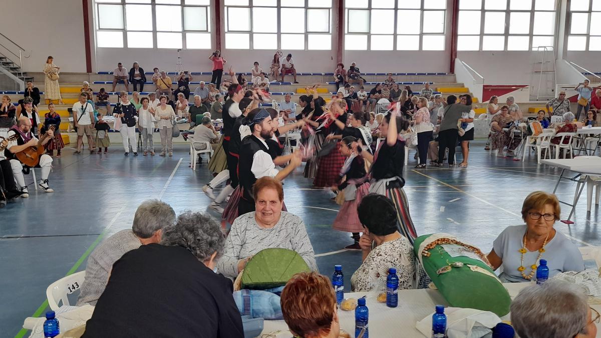 Vinaròs celebra la XXI Trobada de Puntaires