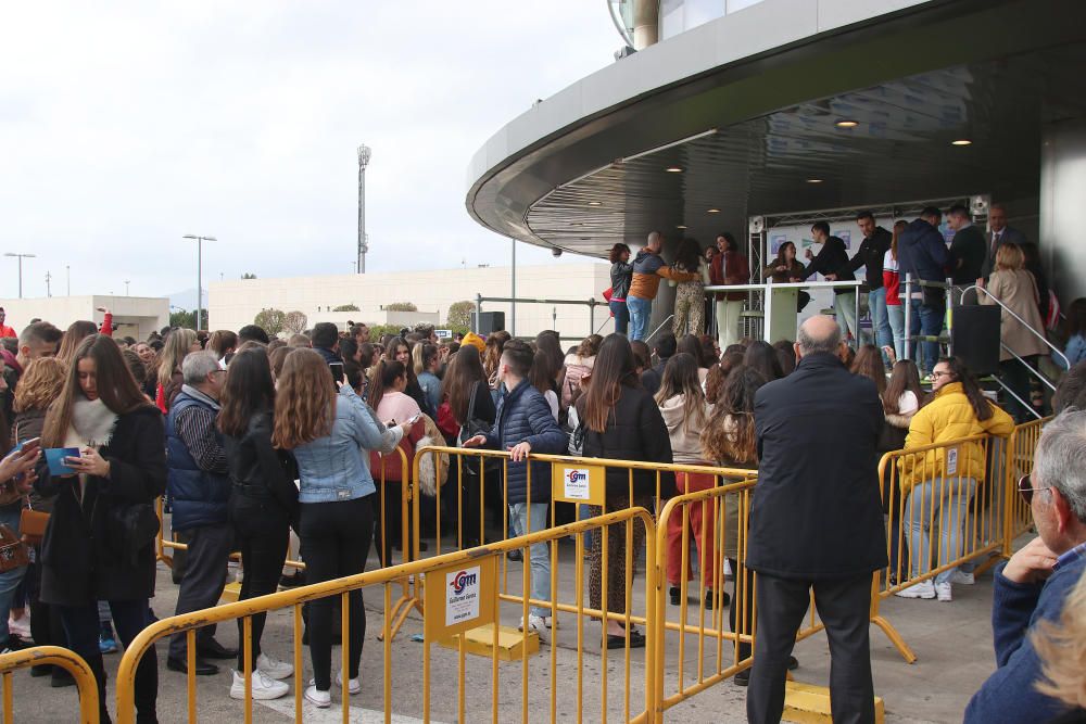 Firma de discos de Noelia, Marta y Dave de OT en Málaga