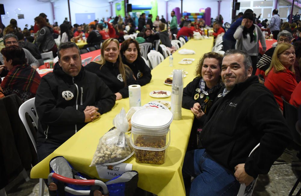 Sopar de colles multitudinario