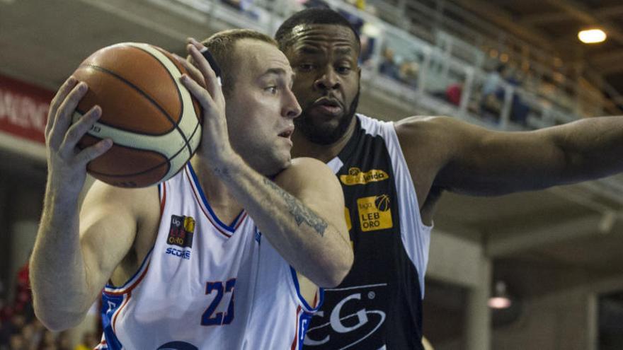 El HLA Alicante da un paso de gigante hacia el &quot;play-off&quot; (67-55)