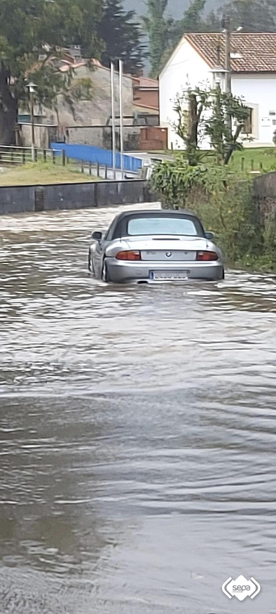 EN IMÁGENES: Caos en Colunga por inundaciones y preocupación por el estado de los ríos en el oriente asturiano