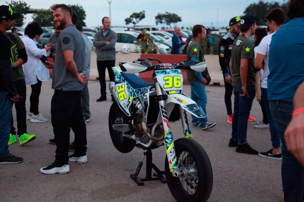 Miles de personas celebran con Joan Mir el título de Campeón del Mundo de Moto3