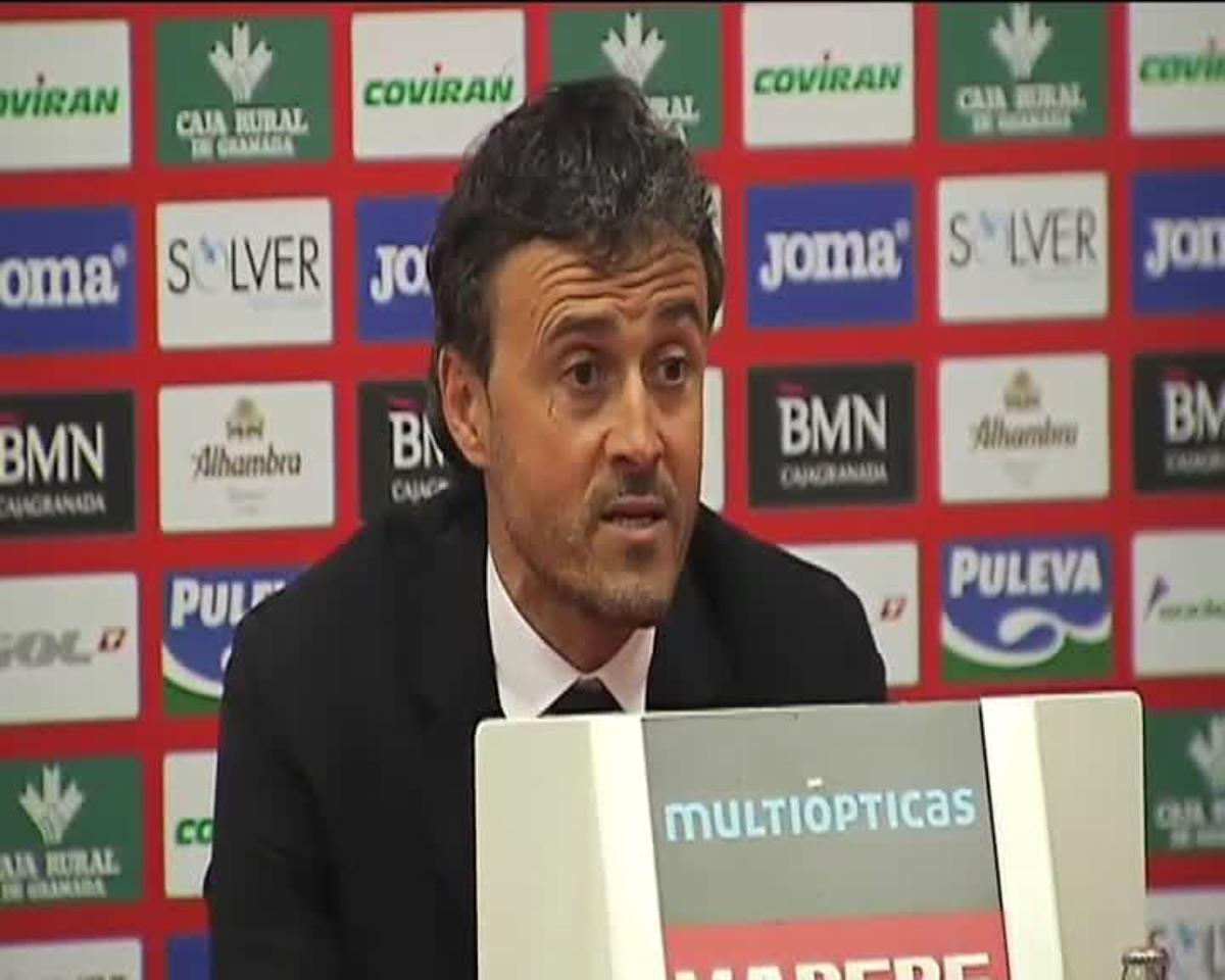 Luis Enrique elogió a Suárez