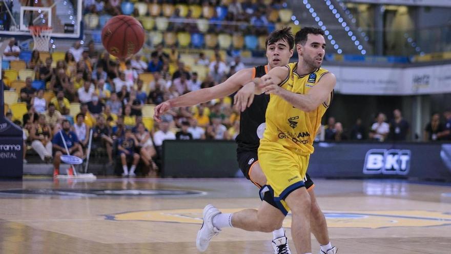 Bassas, ‘a lo Curry’ en su mejor partido con el Dreamland Gran Canaria