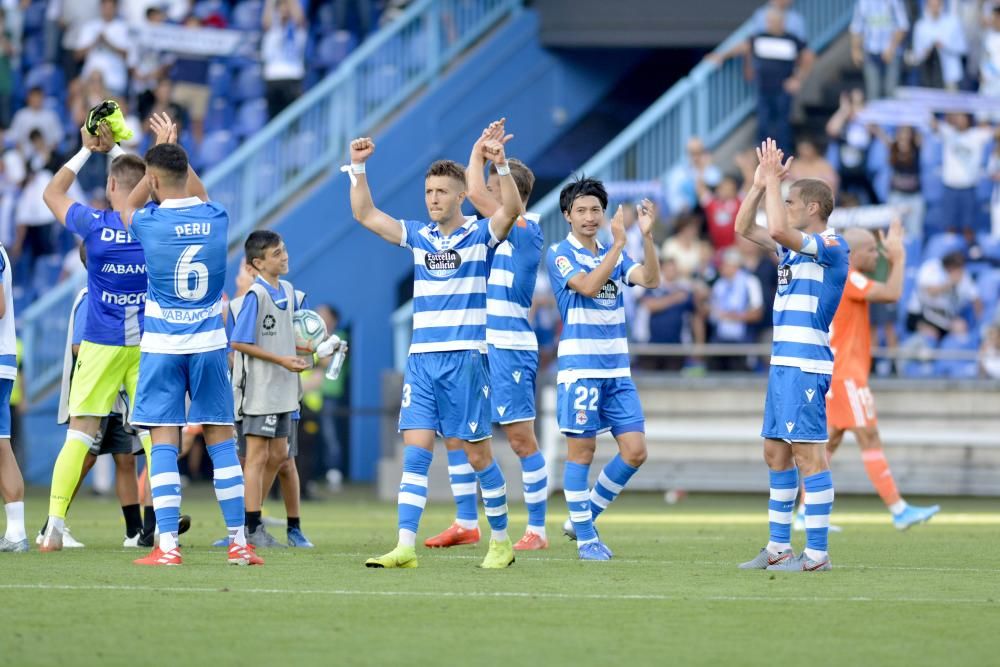 El Dépor le gana al Oviedo sobre la hora