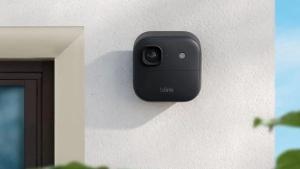 A precio de liquidación: Amazon rebaja a 44 (antes 99 euros) la cámara exterior con visión nocturna